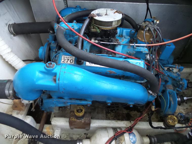 image for item DB4659 1983 Gibson house boat