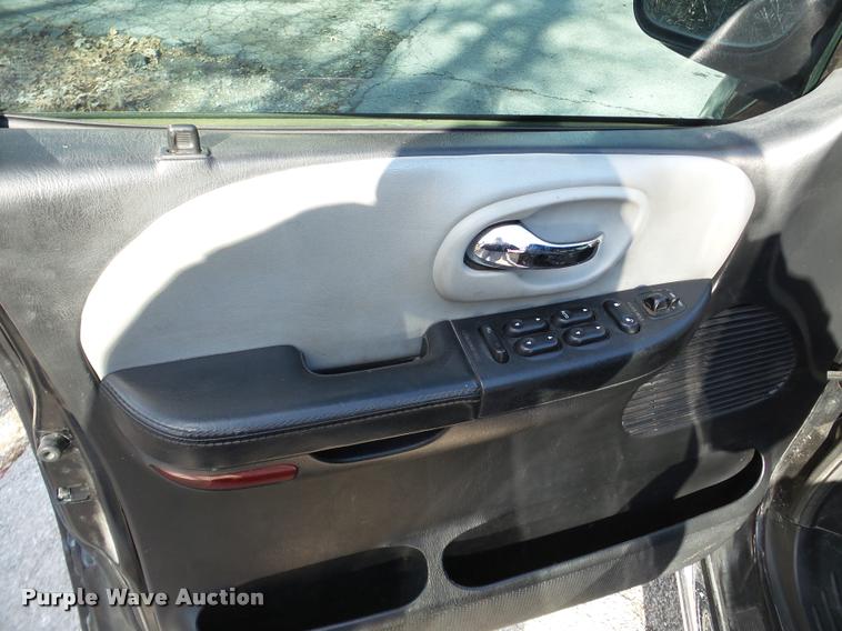 image for item DF9511 2003 Ford F150 Harley-Davidson SuperCrew pickup truck