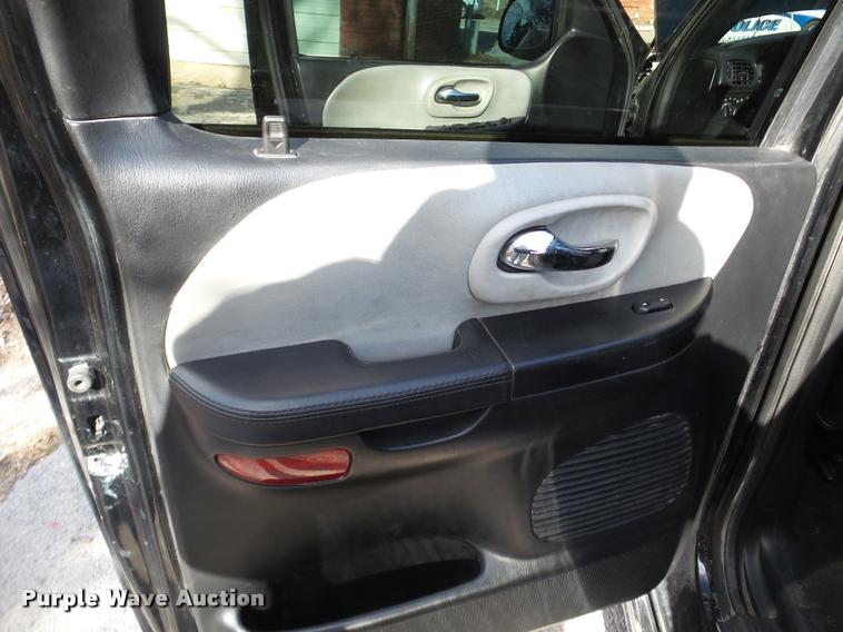 image for item DF9511 2003 Ford F150 Harley-Davidson SuperCrew pickup truck