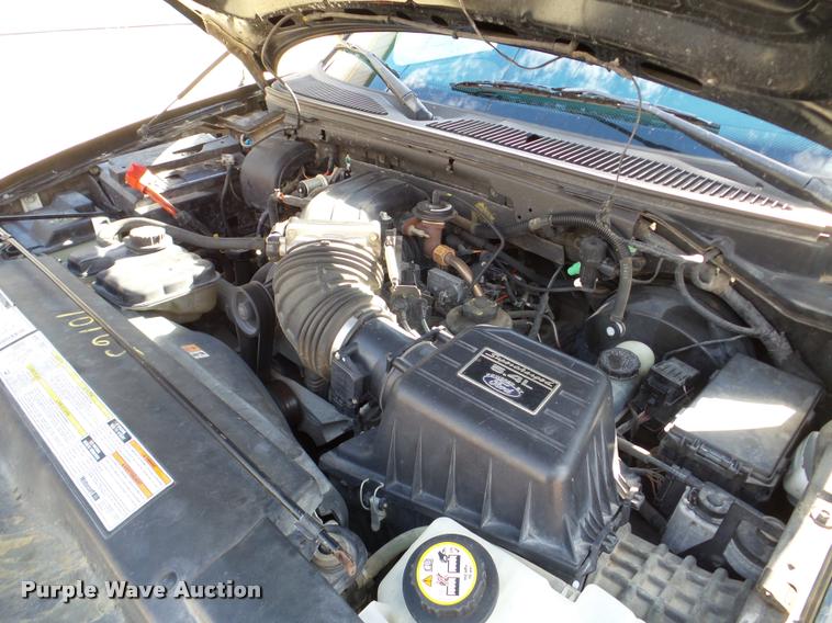 image for item DF9511 2003 Ford F150 Harley-Davidson SuperCrew pickup truck