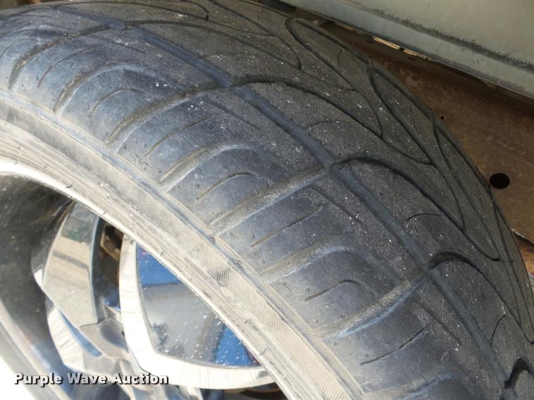 image for item DF9511 2003 Ford F150 Harley-Davidson SuperCrew pickup truck