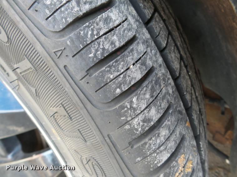 image for item DF9511 2003 Ford F150 Harley-Davidson SuperCrew pickup truck