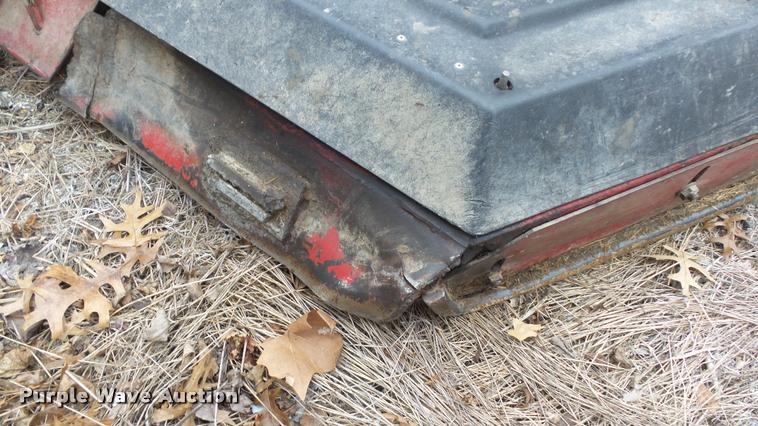 image for item DJ9265 Toro 580D rotary lawn mower