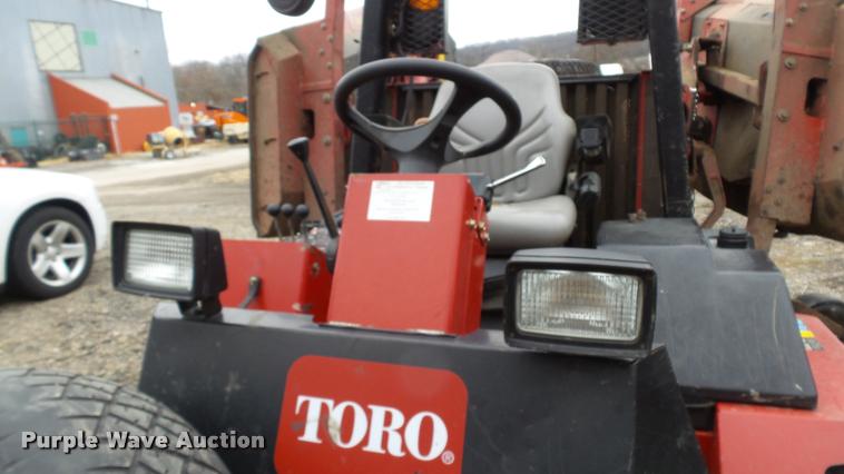 image for item DJ9265 Toro 580D rotary lawn mower