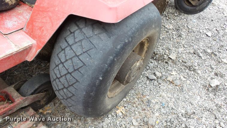 image for item DJ9265 Toro 580D rotary lawn mower