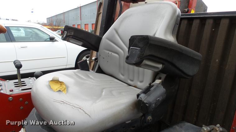 image for item DJ9265 Toro 580D rotary lawn mower