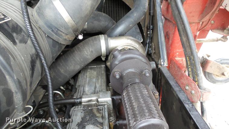 image for item DJ9265 Toro 580D rotary lawn mower