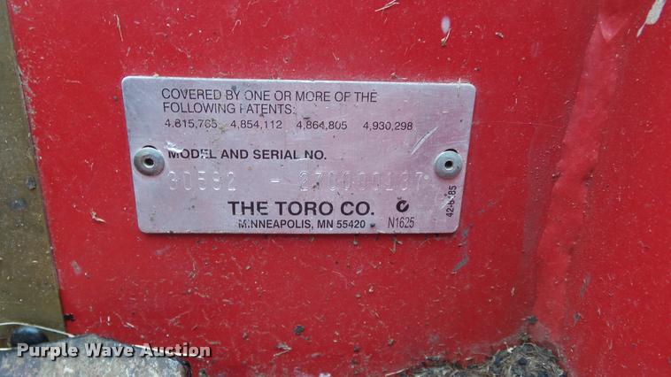 image for item DJ9265 Toro 580D rotary lawn mower