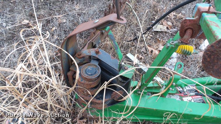 image for item DJ9266 2004 Frontier SB1107 sickle mower