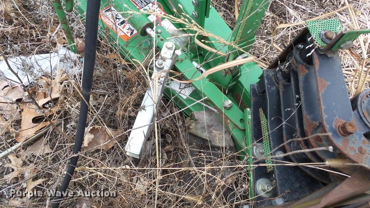 image for item DJ9266 2004 Frontier SB1107 sickle mower