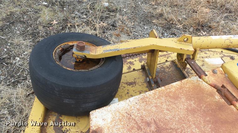 image for item DJ9268 1995 Woods P990-3 rotary mower