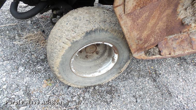 image for item DJ9271 Toro 4000D rotary lawn mower