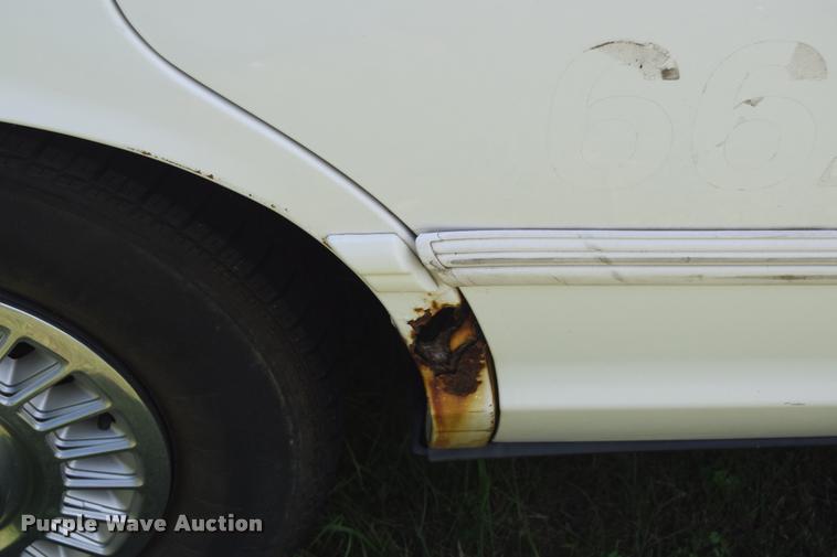 image for item K2824 1997 Ford Crown Victoria Police Interceptor