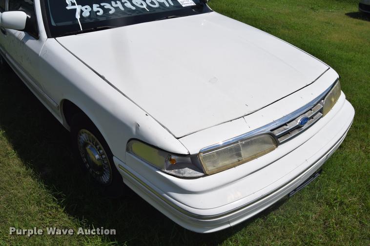image for item K2824 1997 Ford Crown Victoria Police Interceptor