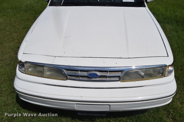 image for item K2824 1997 Ford Crown Victoria Police Interceptor