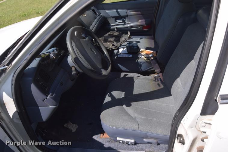 image for item K2824 1997 Ford Crown Victoria Police Interceptor