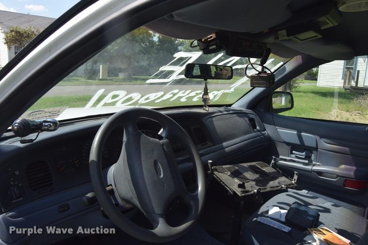 image for item K2824 1997 Ford Crown Victoria Police Interceptor