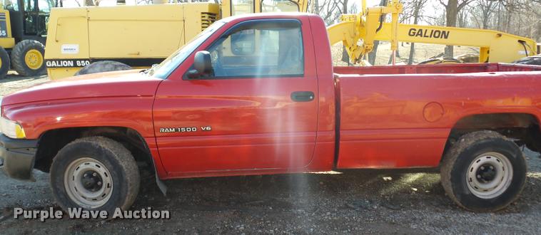 image for item K6496 1999 Dodge Ram 1500 pickup truck