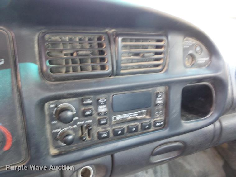 image for item K6496 1999 Dodge Ram 1500 pickup truck