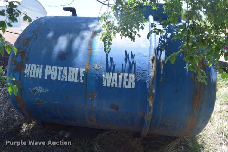 image for item K6609 Fiberglass tank