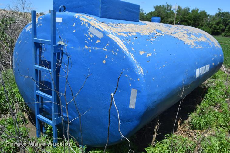 image for item K6610 Fiberglass tank