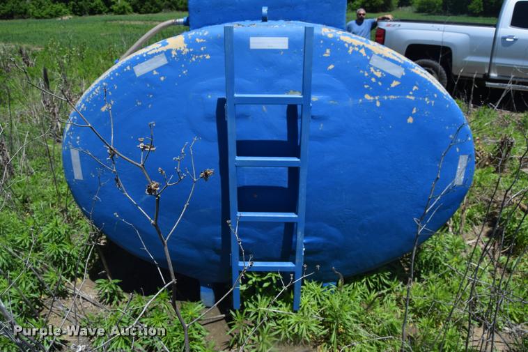 image for item K6610 Fiberglass tank