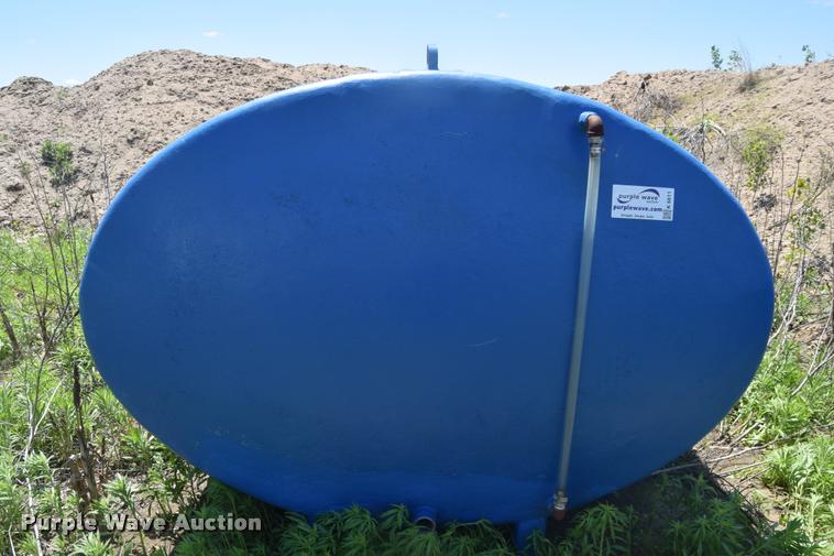 image for item K6611 Fiberglass tank