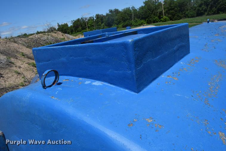 image for item K6611 Fiberglass tank