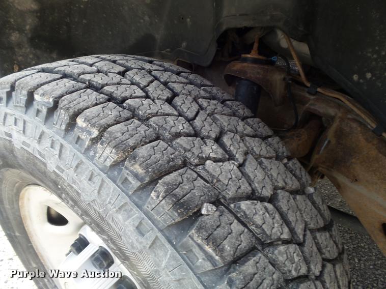 image for item K7705 2006 Chevrolet Silverado 2500HD utility truck