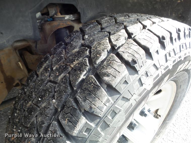 image for item K7705 2006 Chevrolet Silverado 2500HD utility truck