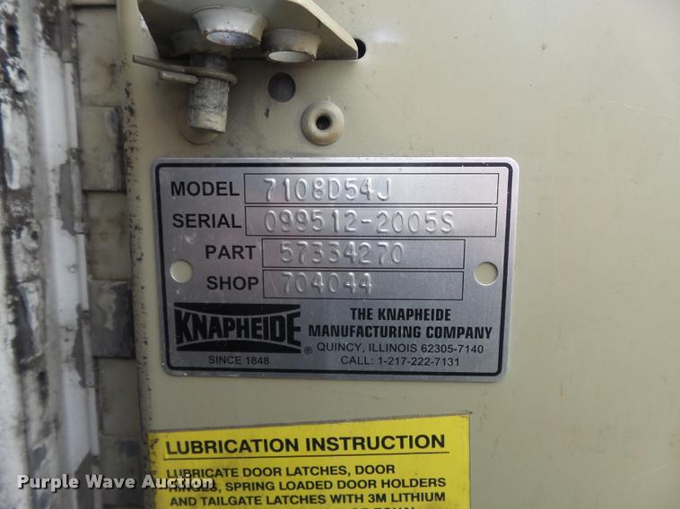 image for item K7706 2005 Chevrolet Silverado 3500 Ext. Cab pickup truck