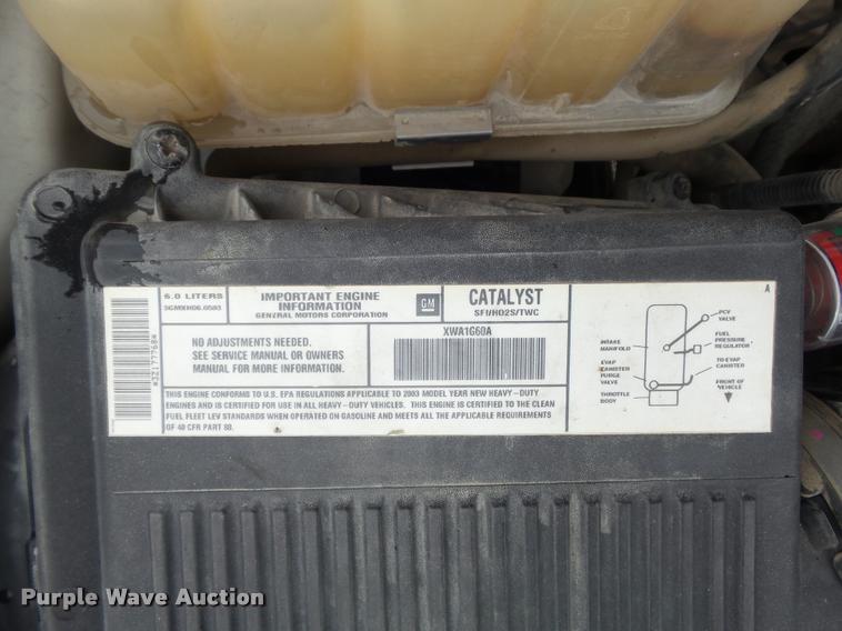 image for item K7707 2003 Chevrolet Silverado 2500HD utility truck