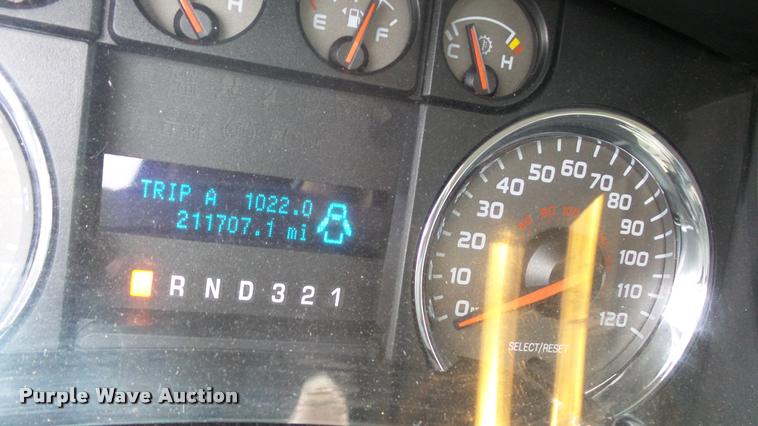 image for item K8043 2010 Ford F150 XLT SuperCab pickup truck