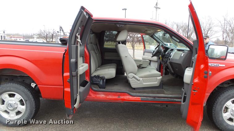 image for item K8043 2010 Ford F150 XLT SuperCab pickup truck