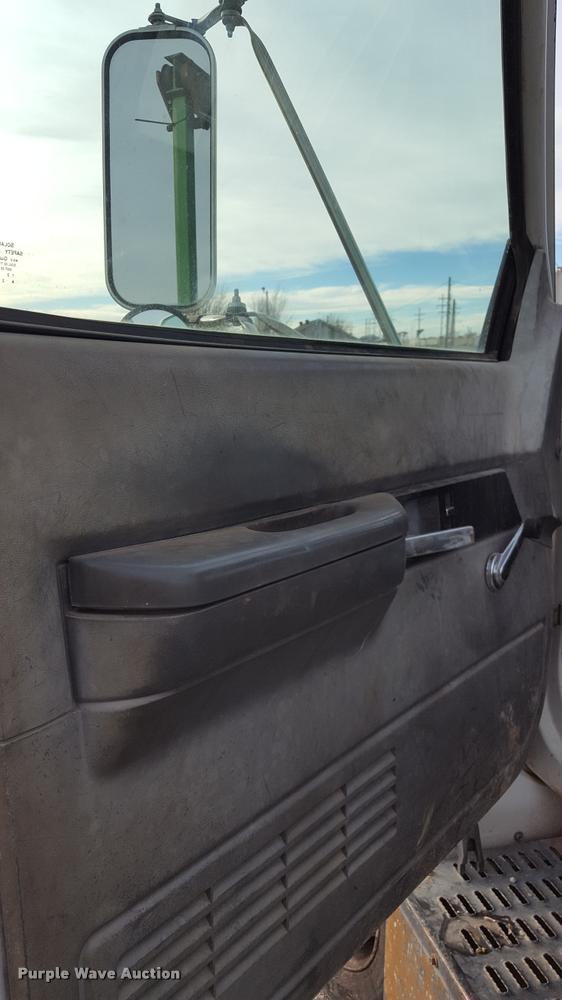 image for item L1721 1998 GMC C6500 flatbed truck