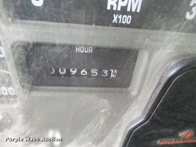 image for item L1728 1993 International 4900 fire truck