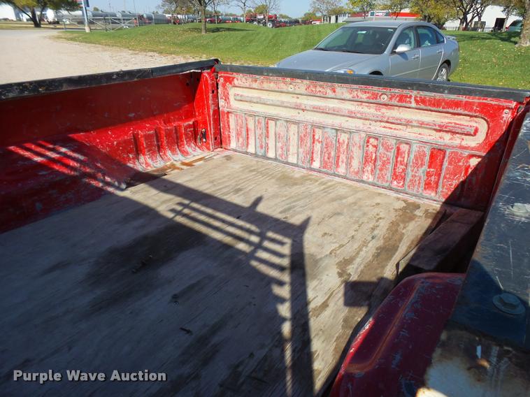 image for item L3304 2011 Ford F250 Super Duty SuperCab pickup truck