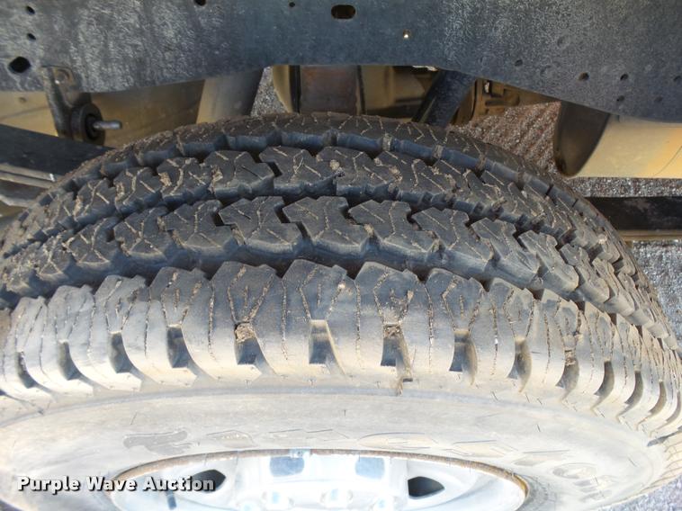 image for item L3304 2011 Ford F250 Super Duty SuperCab pickup truck