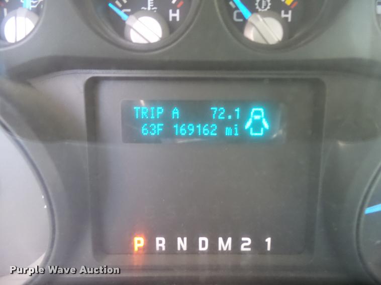 image for item L3304 2011 Ford F250 Super Duty SuperCab pickup truck