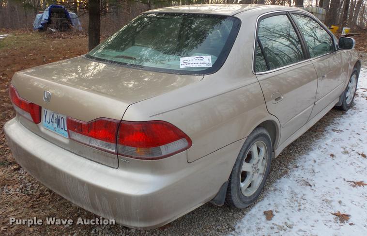 image for item L3617 2002 Honda Accord