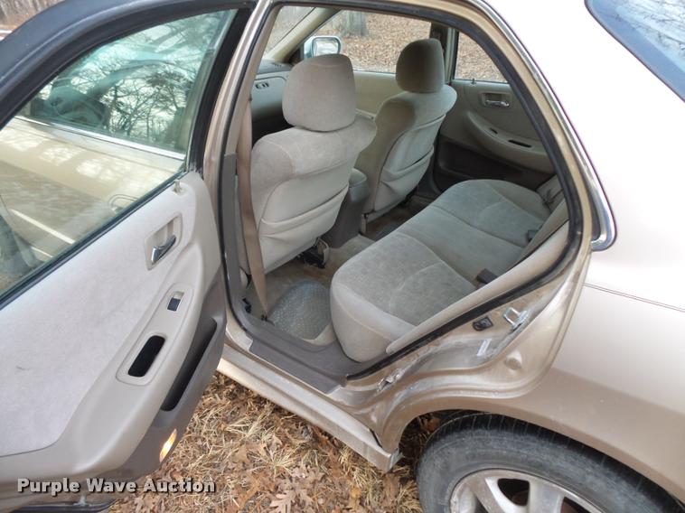 image for item L3617 2002 Honda Accord