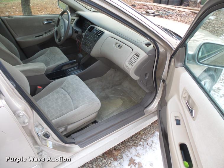 image for item L3617 2002 Honda Accord