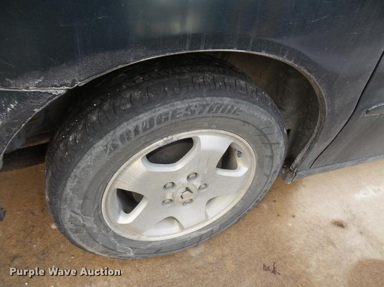 image for item L3618 2001 Honda Odyssey van