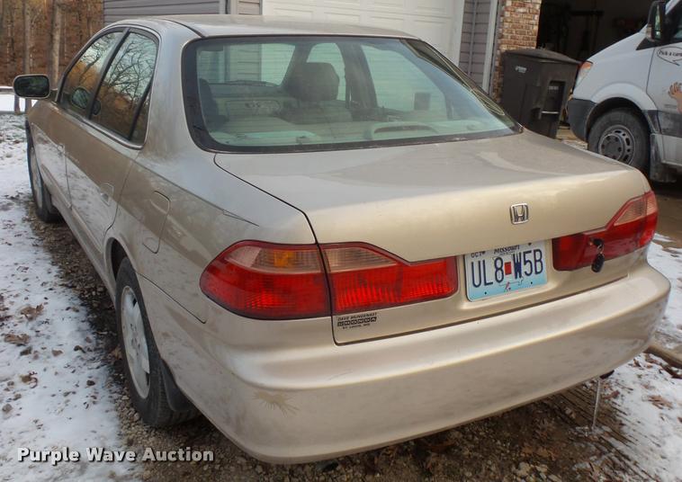 image for item L3619 2000 Honda Accord