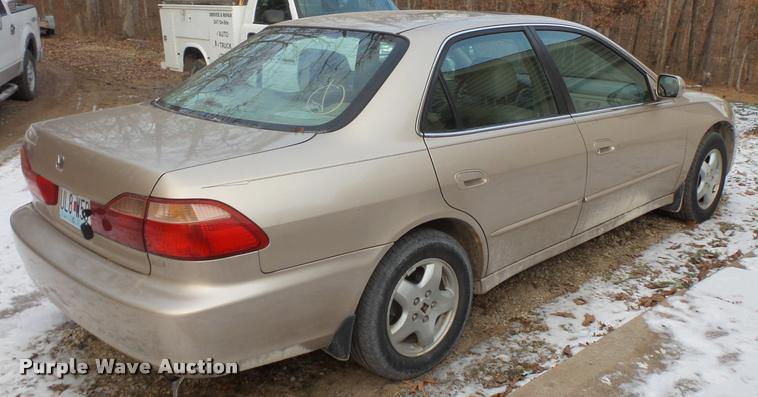 image for item L3619 2000 Honda Accord