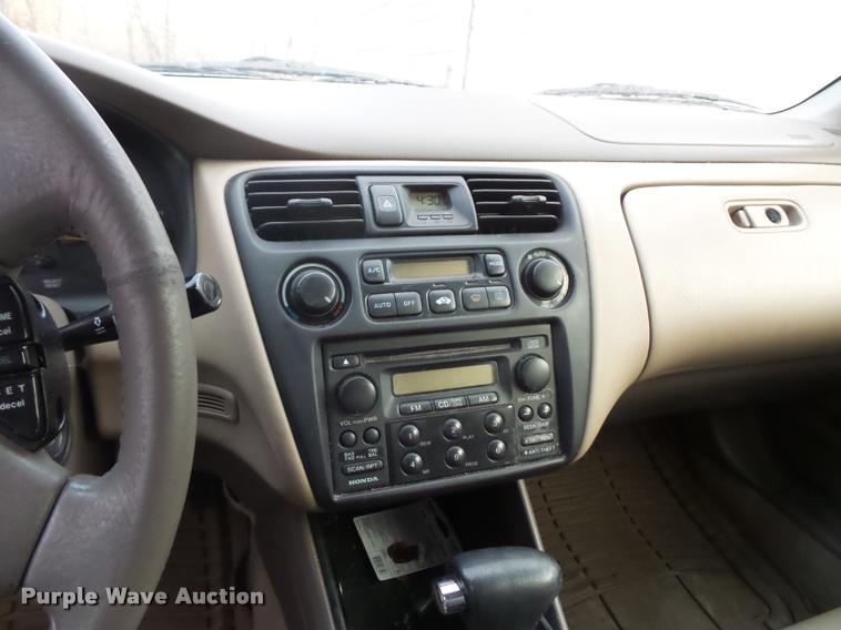 image for item L3619 2000 Honda Accord