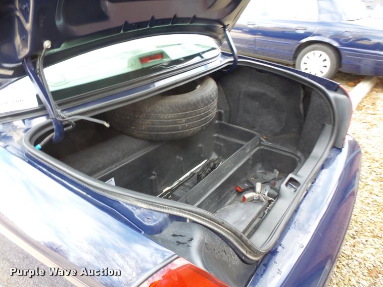 image for item L3628 2010 Ford Crown Victoria Police Interceptor