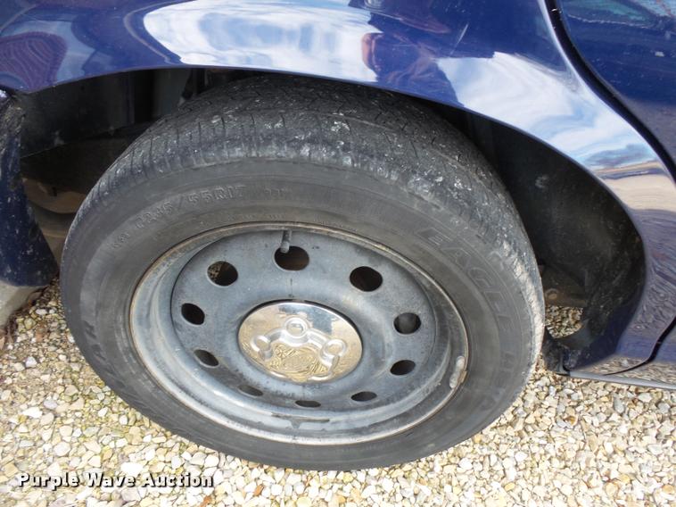 image for item L3628 2010 Ford Crown Victoria Police Interceptor