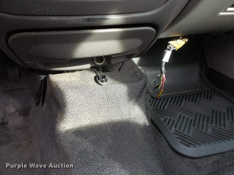 image for item L3629 2010 Ford Crown Victoria Police Interceptor