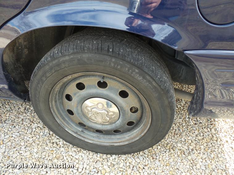 image for item L3629 2010 Ford Crown Victoria Police Interceptor